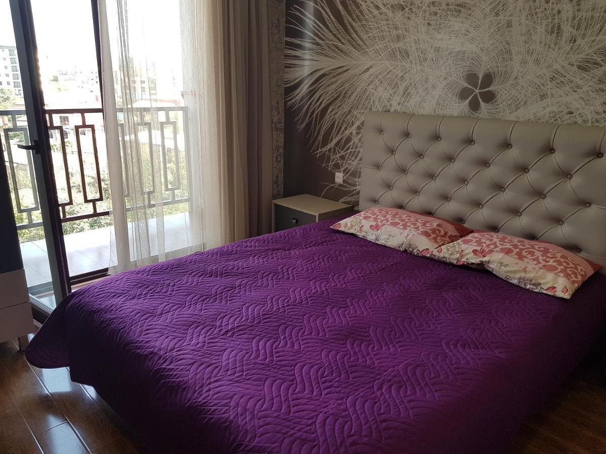 Your Home Kutaisi Bagian luar foto