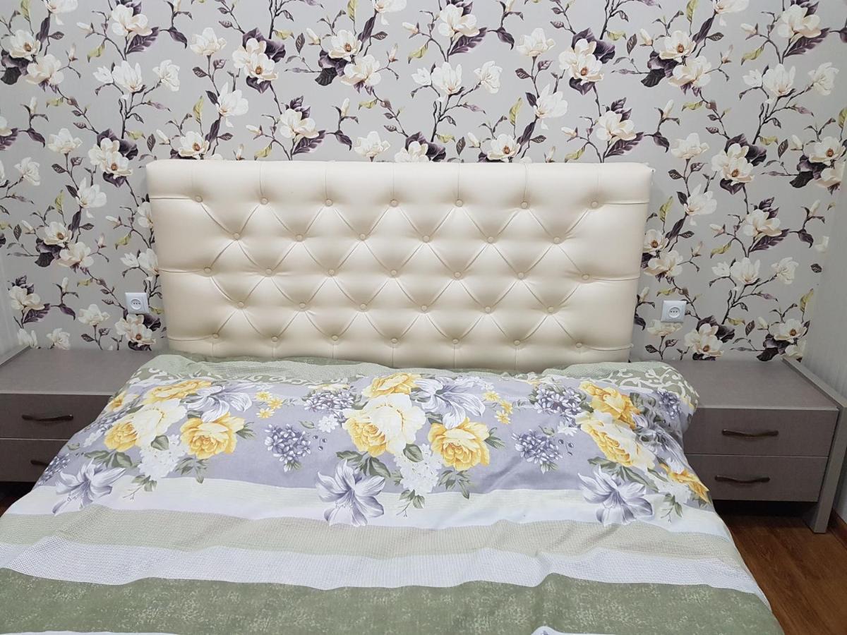 Your Home Kutaisi Bagian luar foto